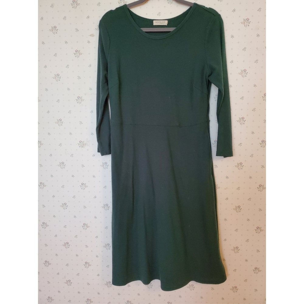 Green nursing dress